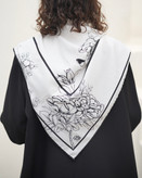 روسری رزا