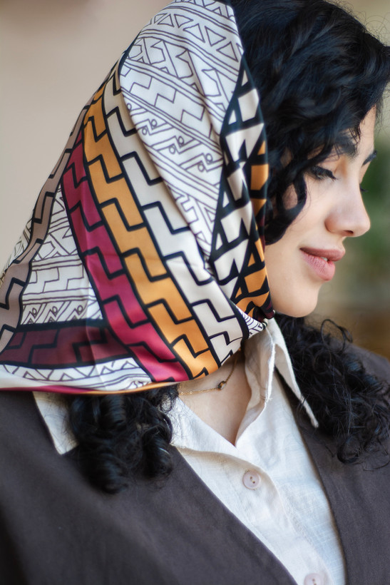 روسری طرح رنگین