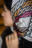 روسری طرح رنگین